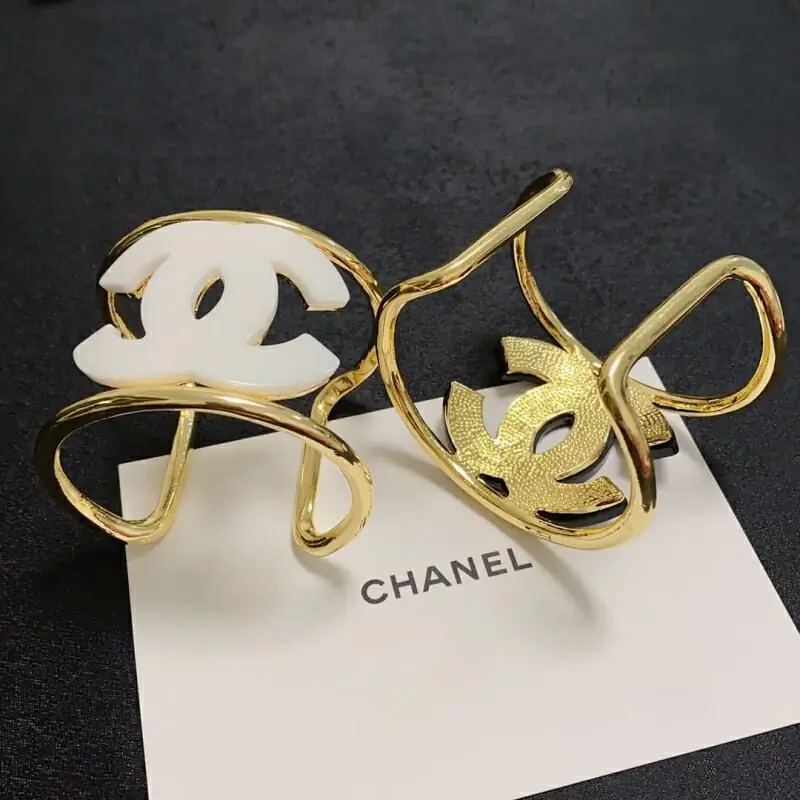 chanel bracelets s_12242252